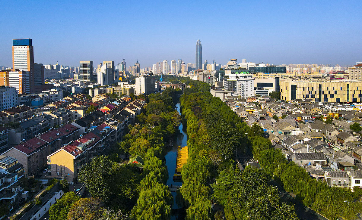 2020年10月17日,济南老城区.