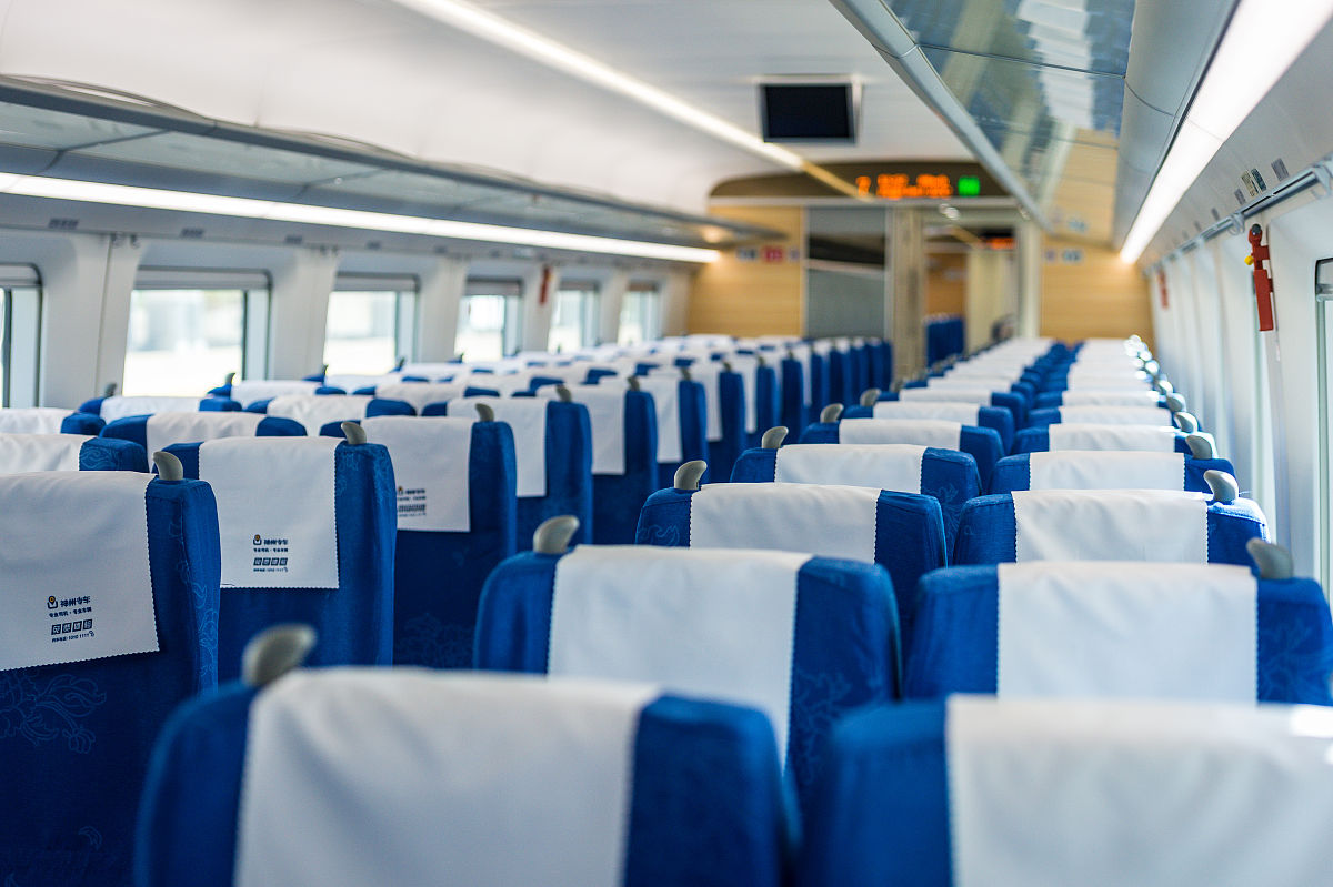 重庆中职生学高铁专业：未来发展方向与学习建议