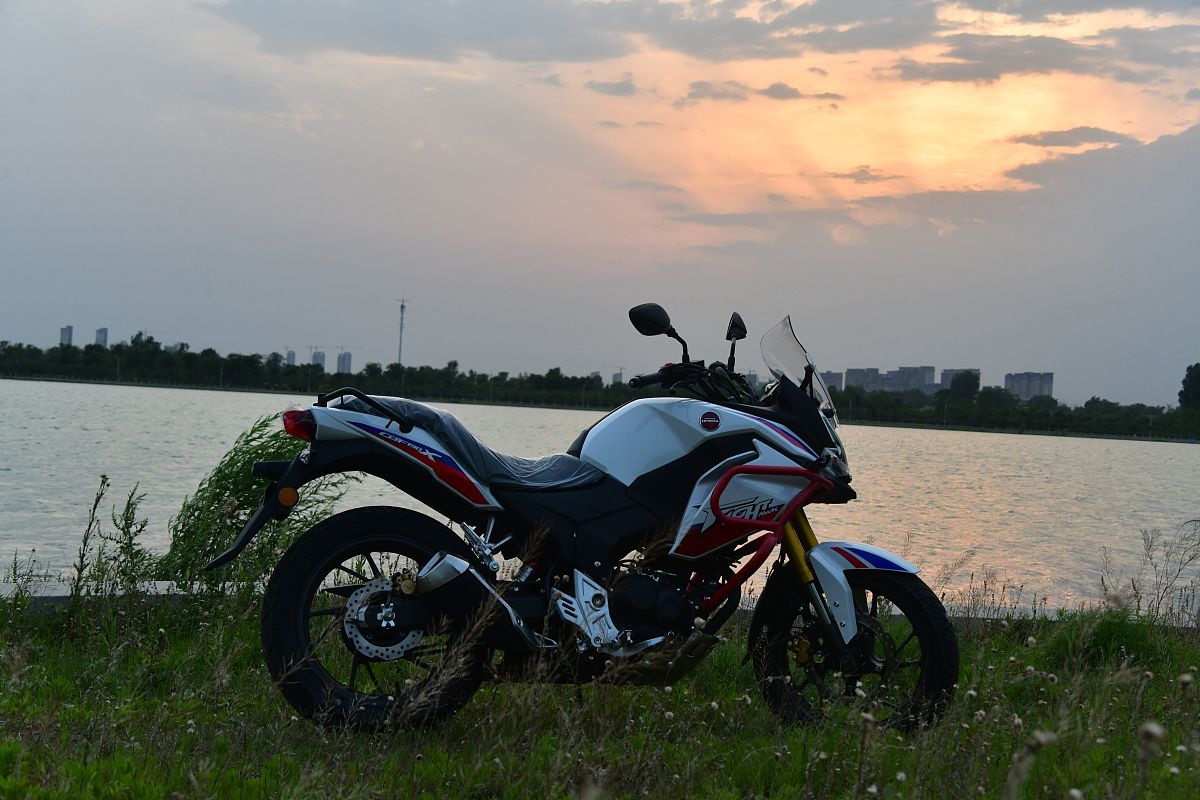 QJ450与春风250的区别在哪