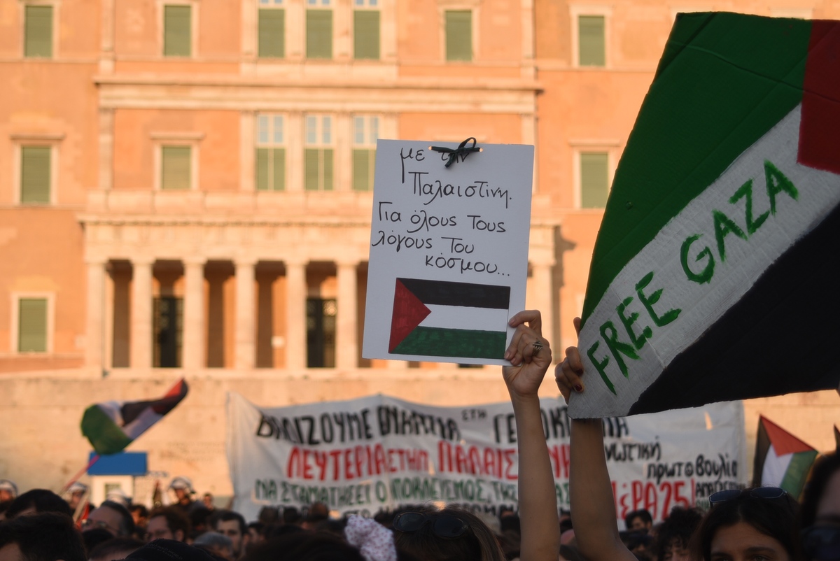 British Politics Literature Review: Conservatism, Radicalism, and Public Opinion