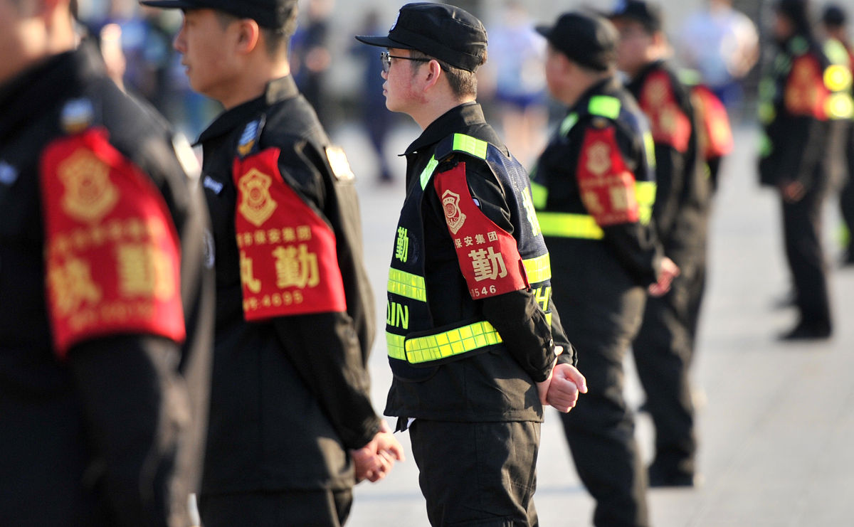 以藏蓝护航亚运青春闪耀警营为题写一篇演讲稿