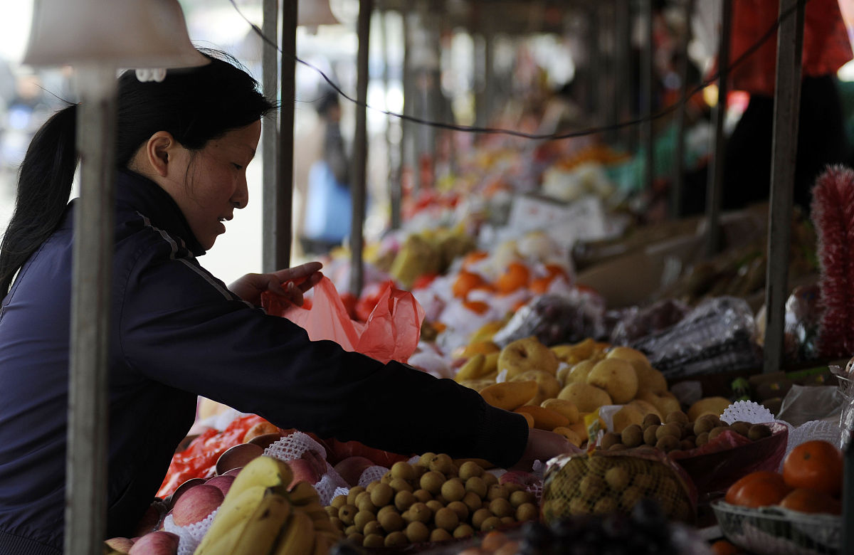 葡萄保鲜秘诀：地摊卖葡萄如何延长保鲜时间