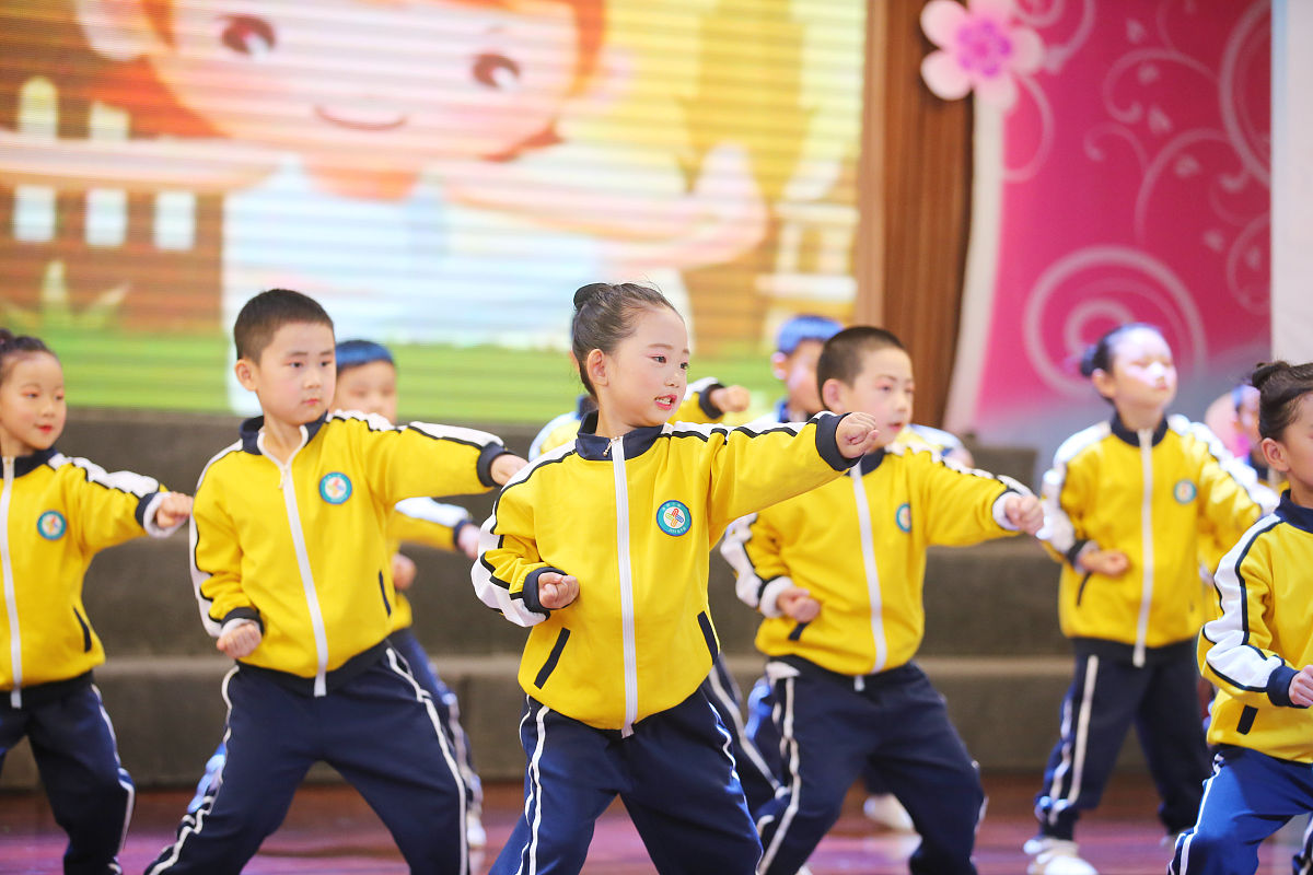 重庆幼师学校男生适合学习哪些专业？
