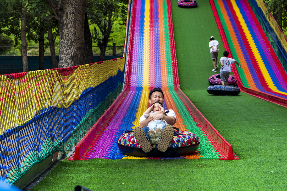 蹦蹦云：释放童趣，尽享弹跳乐趣