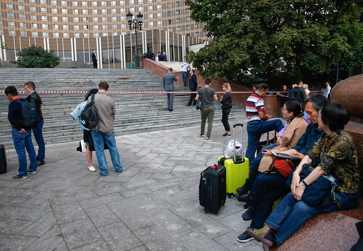 帮我更正语法#1このままでいい#4私匿名で、「紙欣」と覚えればいい