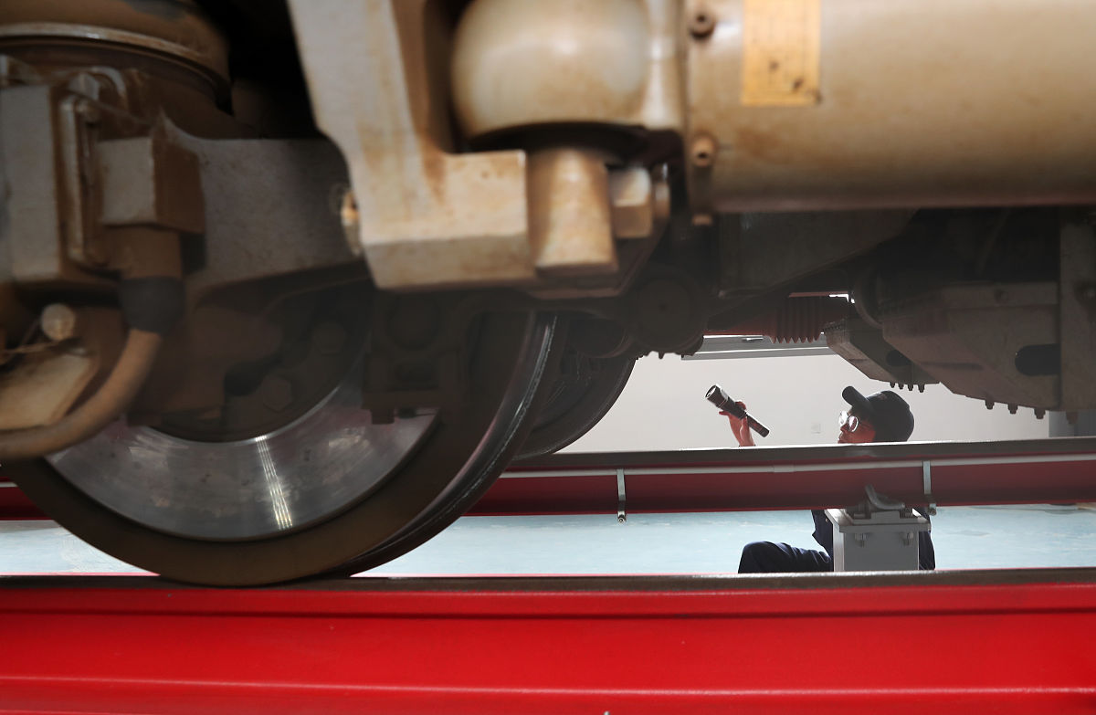 我的大货车现在的八档箱走平路还可以一上坡就没有劲