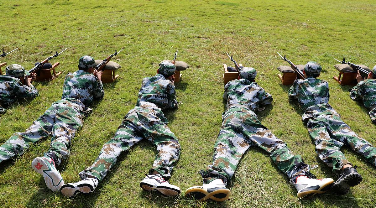 难忘的军训经历：磨砺意志，收获成长