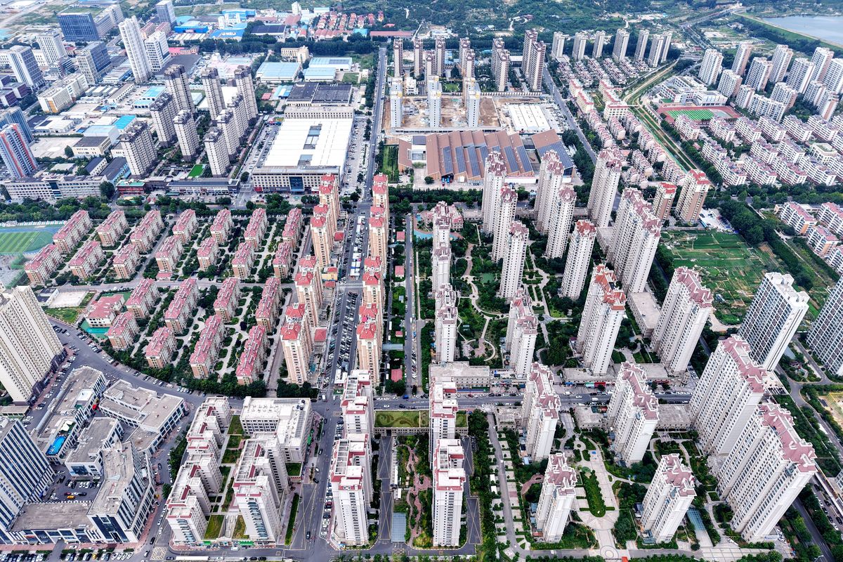 中甘国际东岗镇村城中村项目业主用210字帮我详细描述