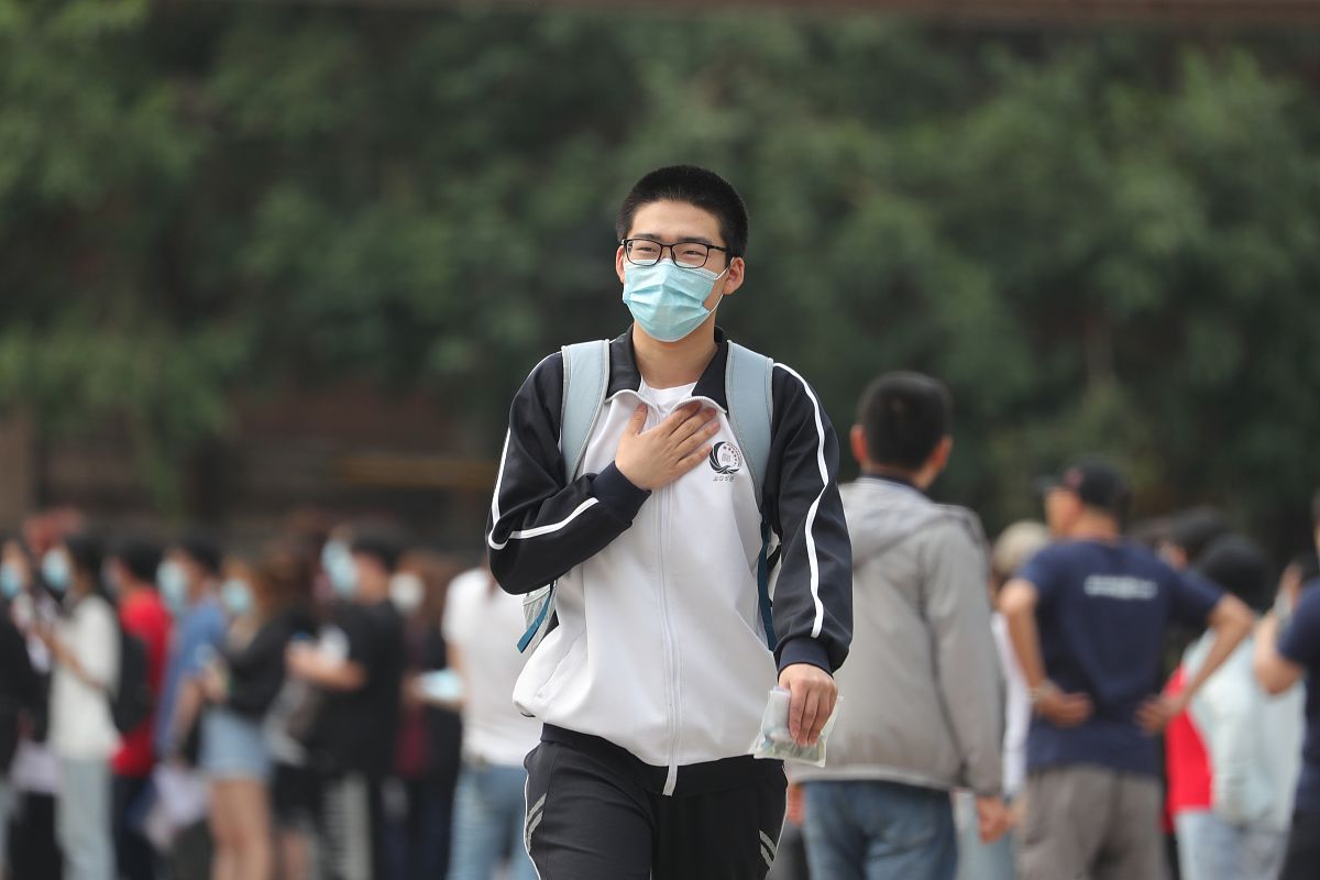 广东成人专科如何考取全日制专升本？