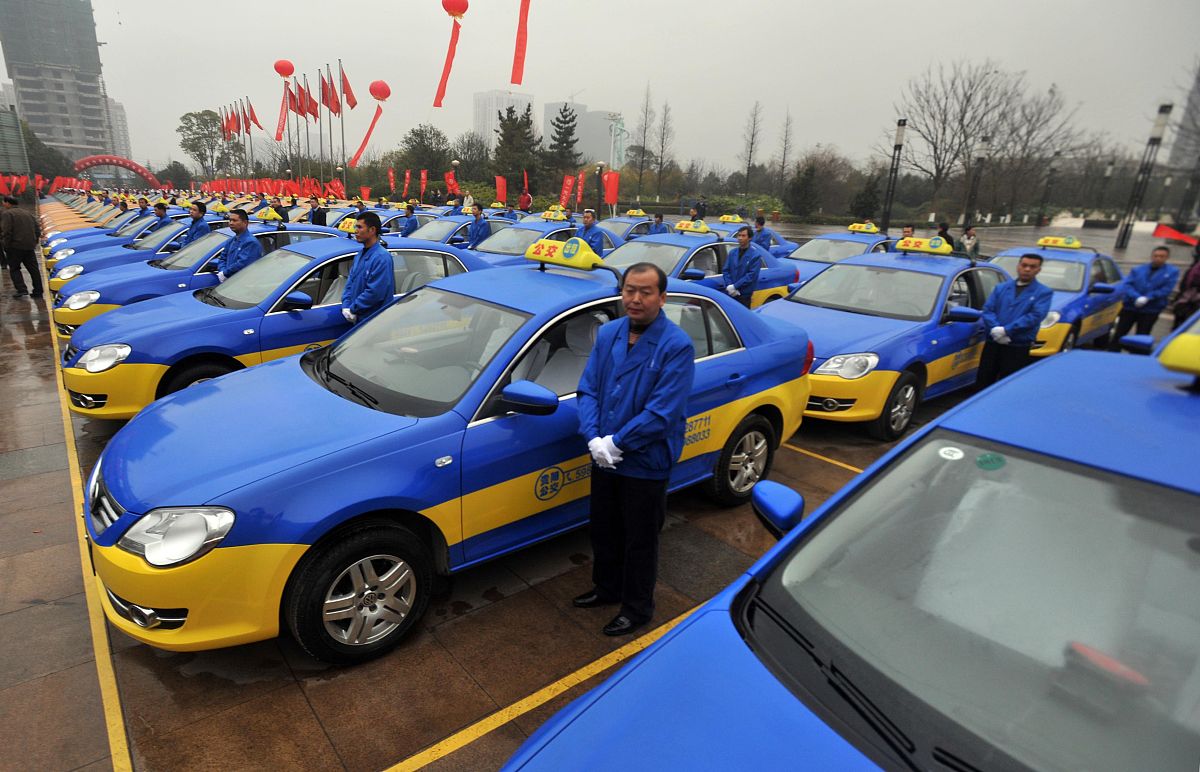 贵阳职工中等专业学校地址及交通路线 - 如何前往