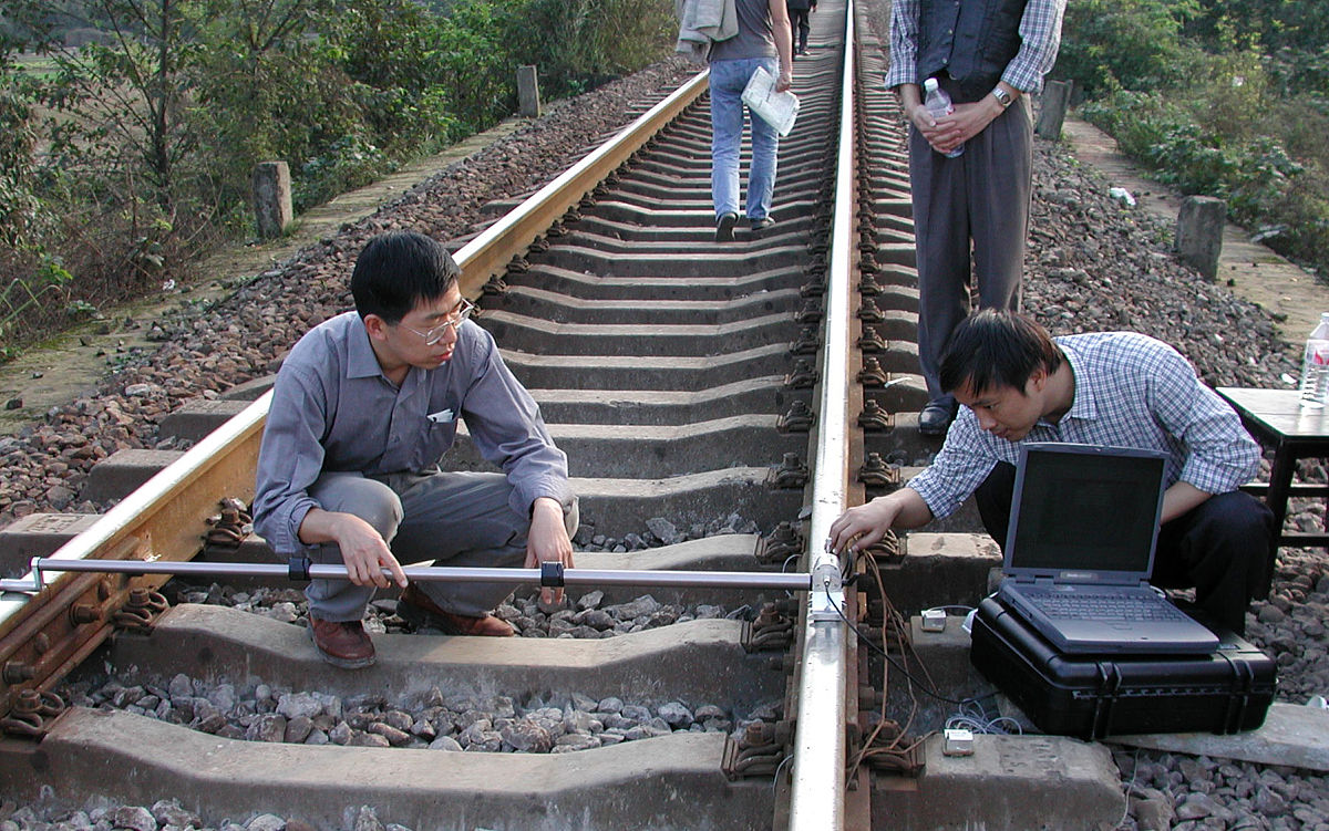 四川开设铁道交通运营管理专业的中专中职学校有哪些