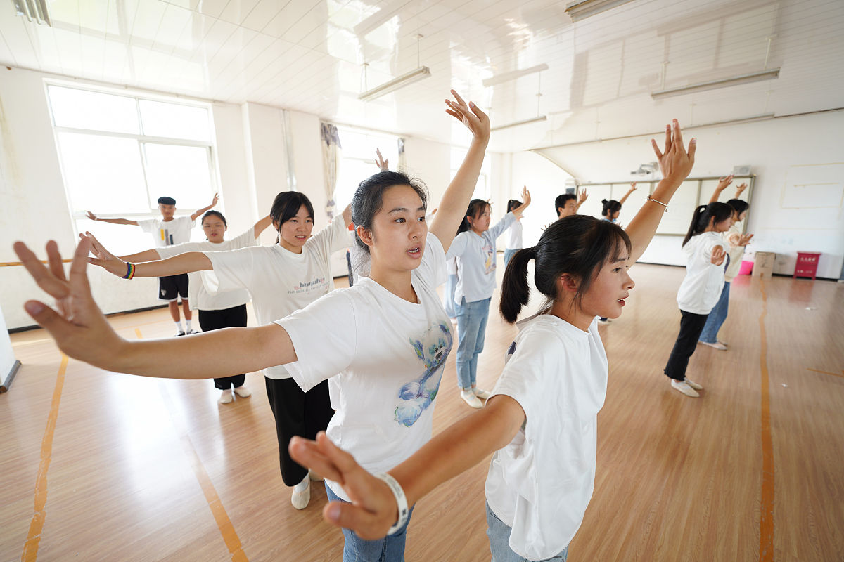 贵州有什么中专中职学校的工程机械运用与维修专业好 好不好