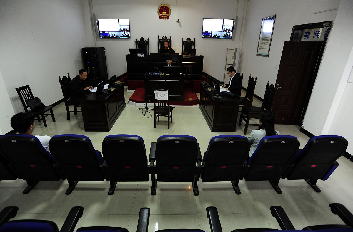 法院不公平判案怎么办二审法院为什么先谈话再开庭 要求：生成一篇1500~2000字的解决办法