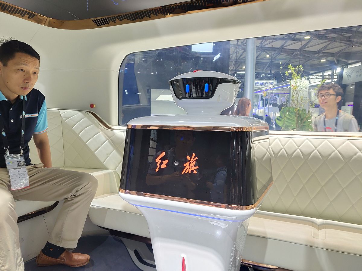 电子设备及机上wifi普及会导致机上IFE消亡吗