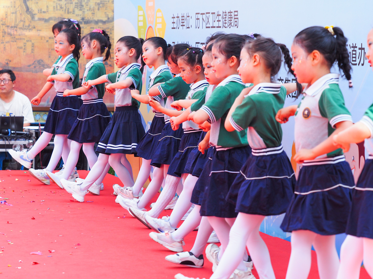 贵阳幼师学校着装规范：培养良好形象和自信