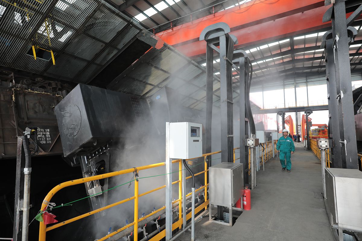 企业烘箱危害：环境污染、噪音、安全隐患及职业健康问题