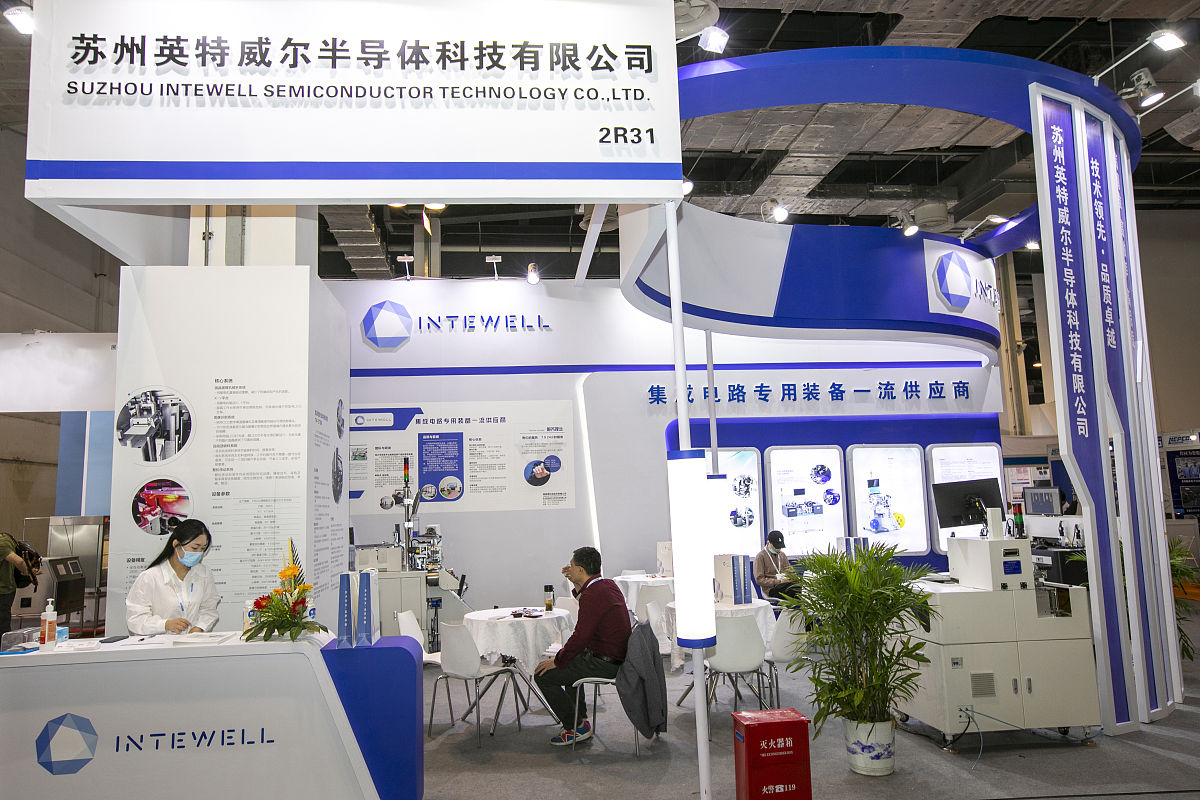 鹤壁职业技术学院应用电子技术专业怎么样？特点及就业前景分析