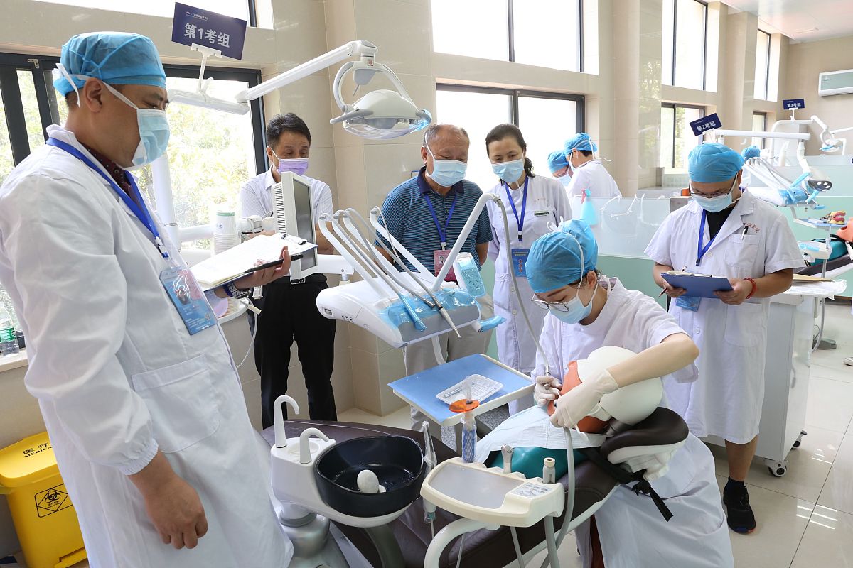 口腔护理专业就业前景分析：毕业后可以做什么？