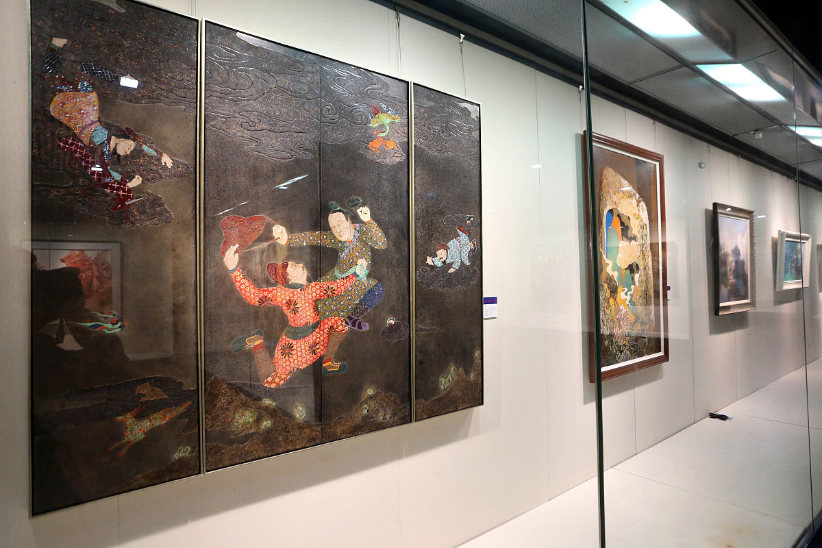 围绕中国美术、西方美术及设计艺术3000字的心得体会