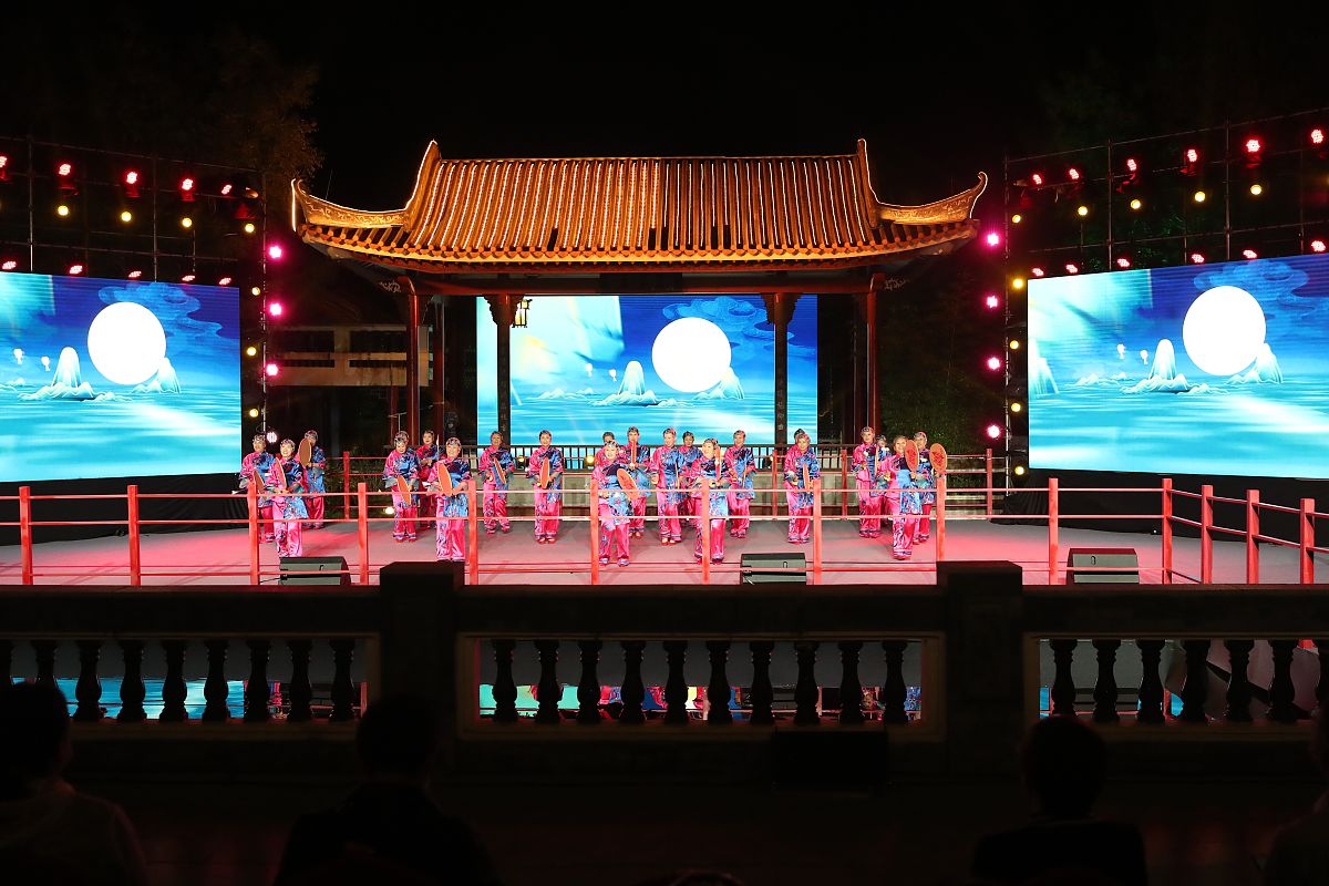 中秋节庆祝方案-让村庄充满欢乐
