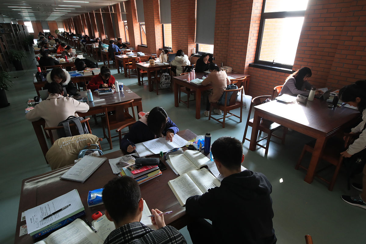新乡学院翻译专业课程