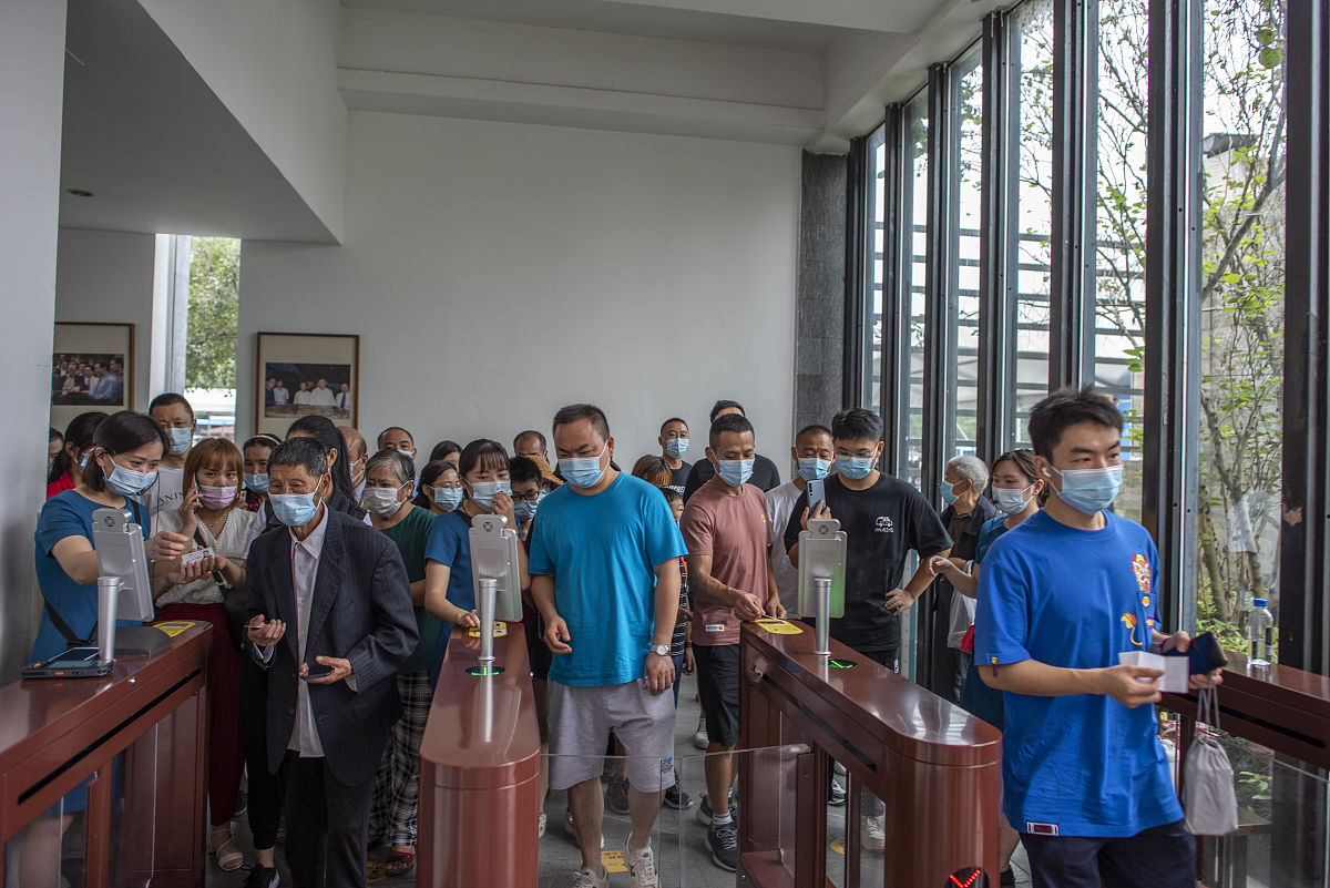 成都五月花学校旅游管理专业怎么样