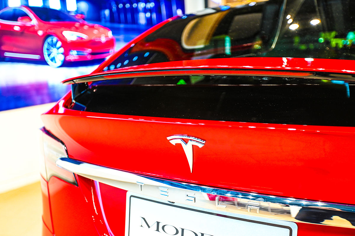 新款特斯拉 model x 中国有缓行模式吗