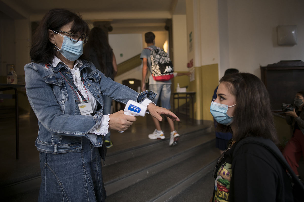 贵定师范学校招生办联系电话