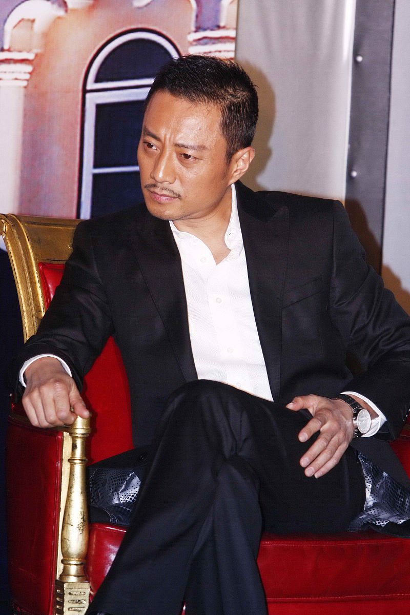 2009年1月13日,北京,爱情大片《游龙戏凤》举行官网启动仪式.张涵予++