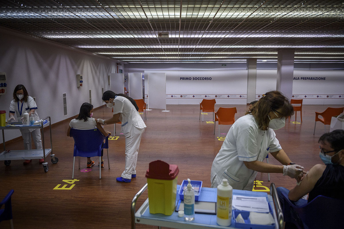 重庆华大卫校康复治疗技术专业怎么样？就业前景、课程设置及优势介绍