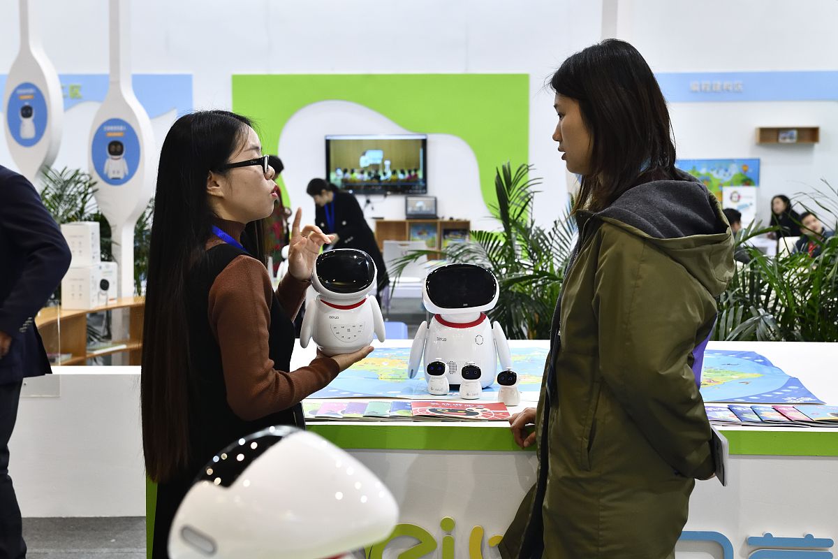 2020年重庆现代技工学校收分标准