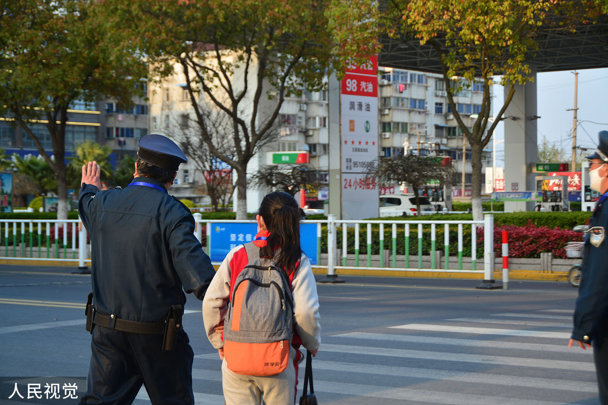 2020年咸宁市中小学开学时间表及防疫措施
