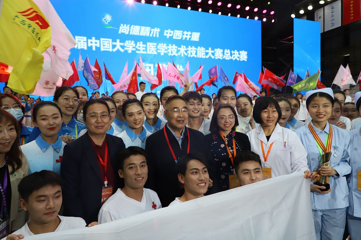 全国职业大学生职业大赛官方徽标设计 | 展现竞争与创新