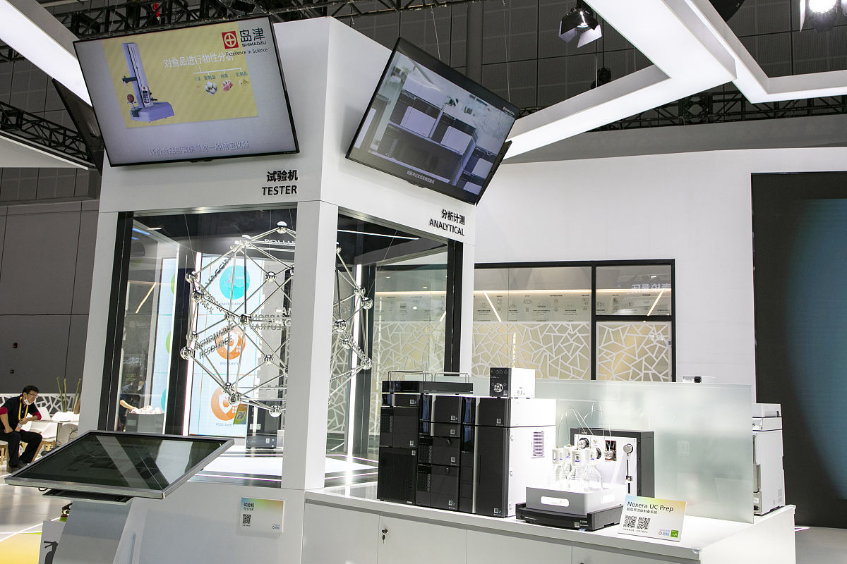 超临界流体法制备发泡材料的步骤