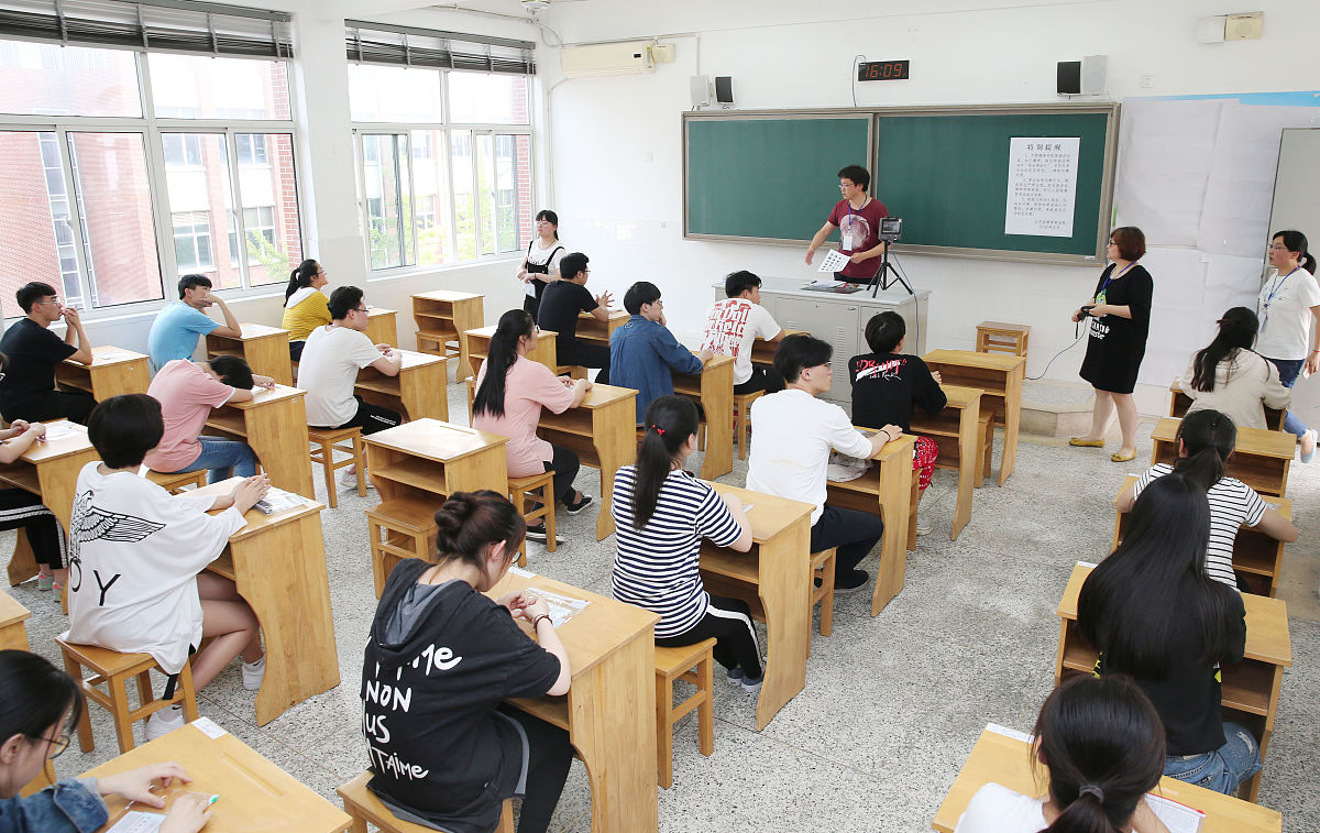 鄱阳中专卫校办学条件提升,打造优质教育环境 鄱阳中专卫校办学条件提升,打造优质教育环境