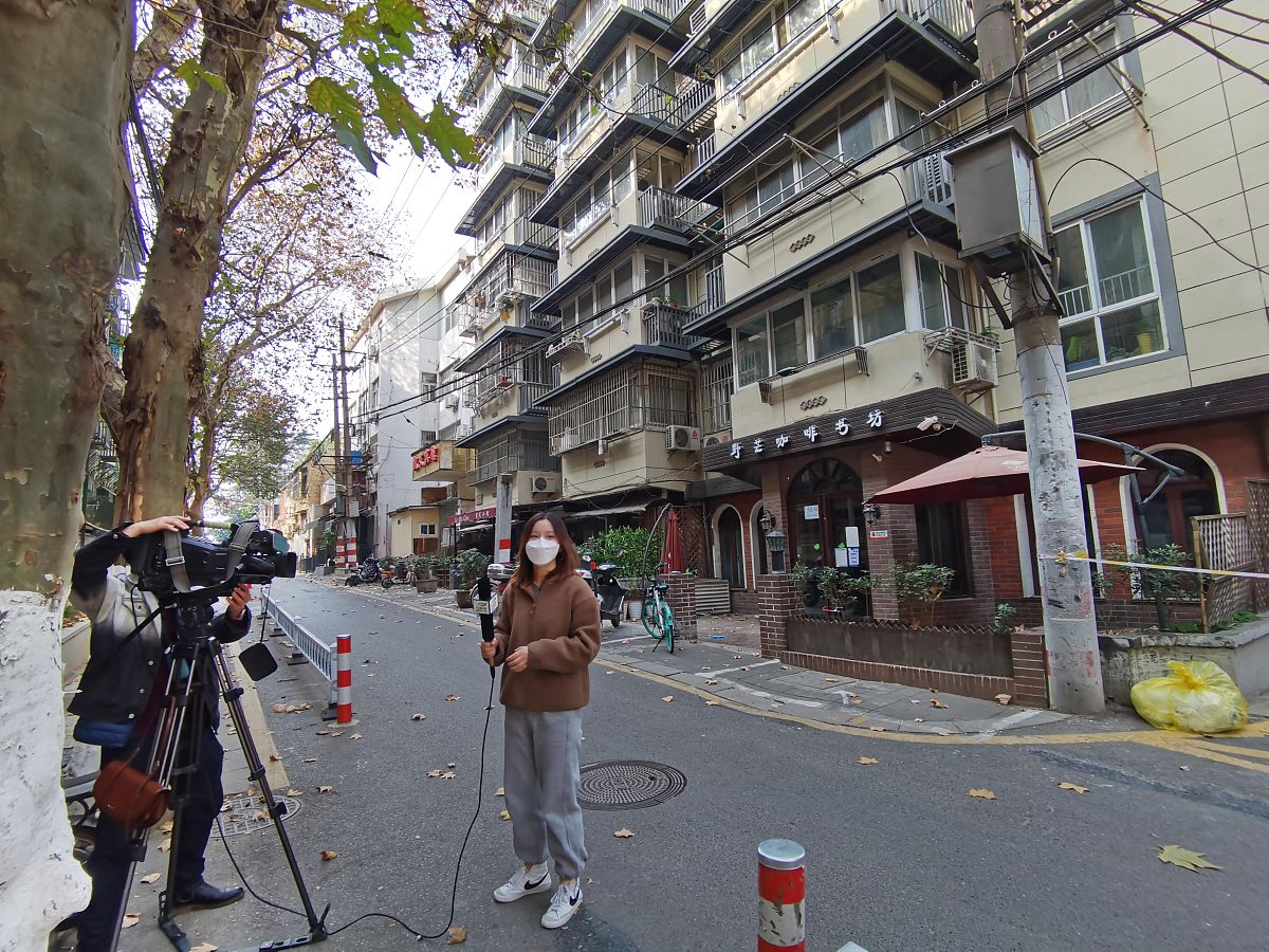 社区参与在城市更新中的比较研究：以南锣鼓巷与底特律为例