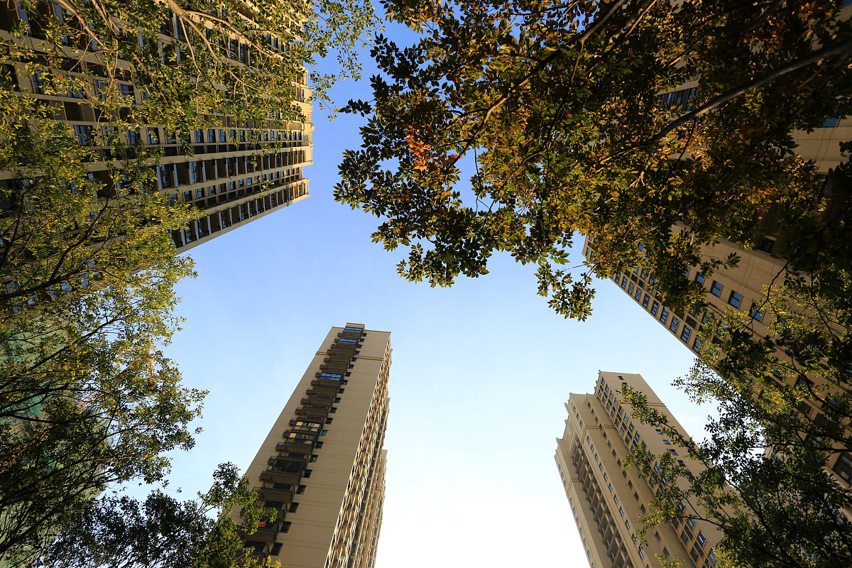 我想买房子，是选择离市区近，还是离市区远