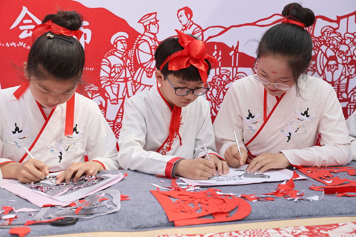 传统文化盛宴！学校举办精彩活动，体验中华文化魅力