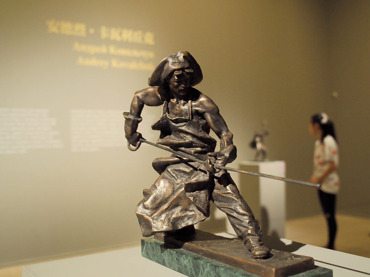 如何创造一个栩栩如生的角色？ - 写作技巧指南