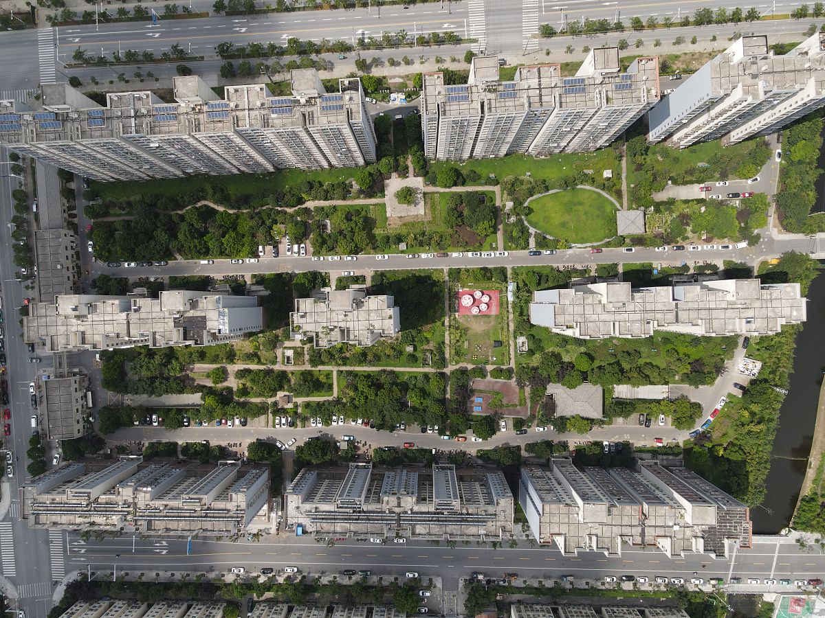 2023年中国经济取得显著成就：应对挑战，稳步前行