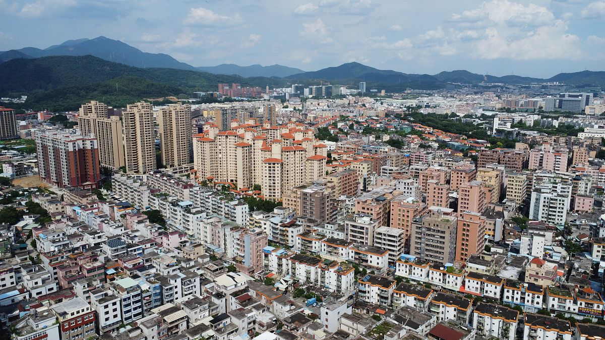 2021年8月21日,广东东莞,航拍清溪镇城市风光.