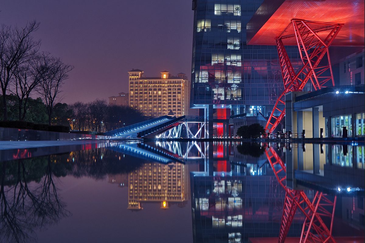 四川文化传媒计算机职业学院教学模式创新：培养高素质人才