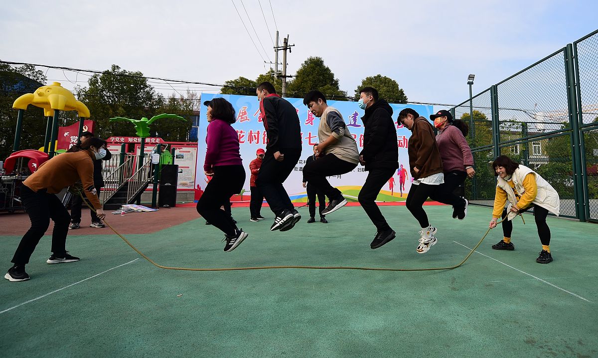 小学作文：我成功了！跳绳比赛夺冠的喜悦