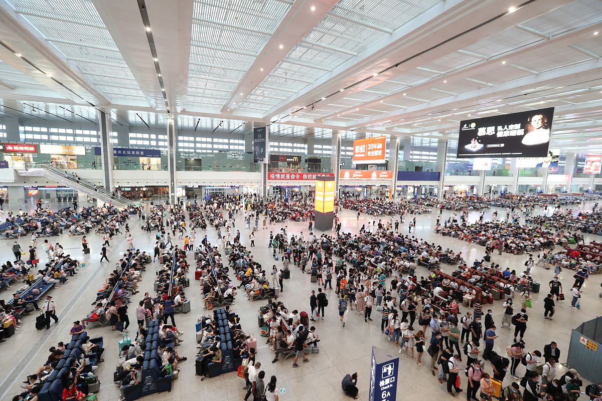 2017年重庆机场旅客吞吐量3966万人次