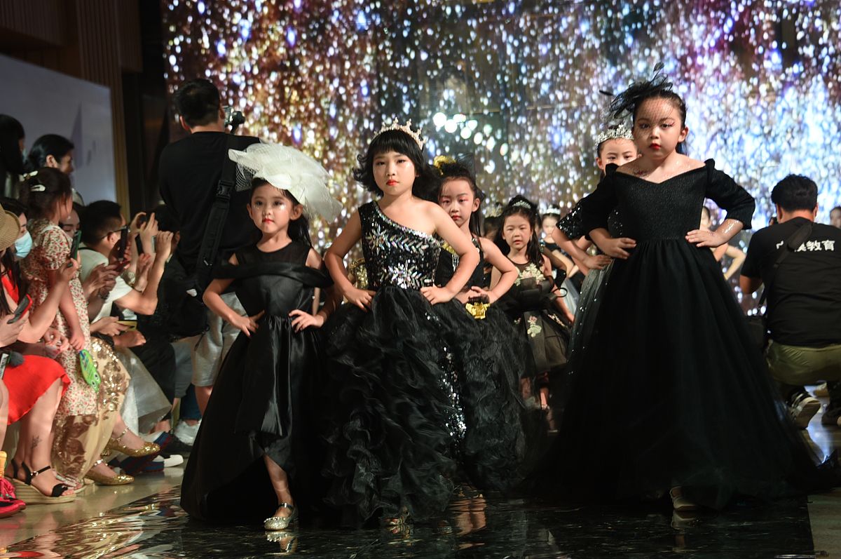 简阳职高男生学什么专业好？计算机专业适合吗？