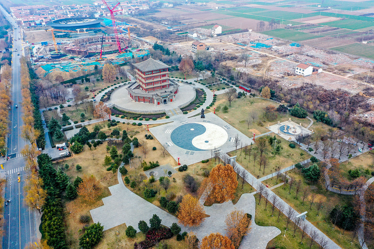 焦作太极中等专业学校招生专业介绍：机电、商贸、文化艺术、教育等