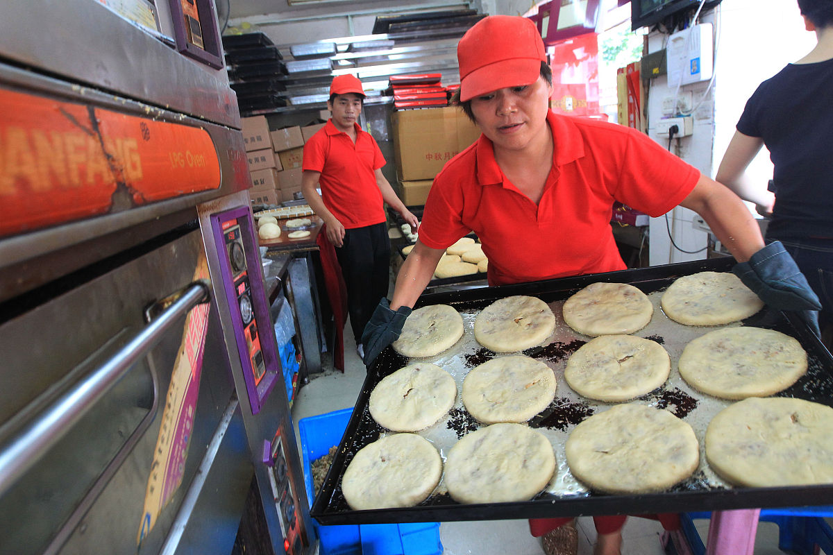 卖半成品手抓饼饼皮。 以产品经理的角度进行前景分析