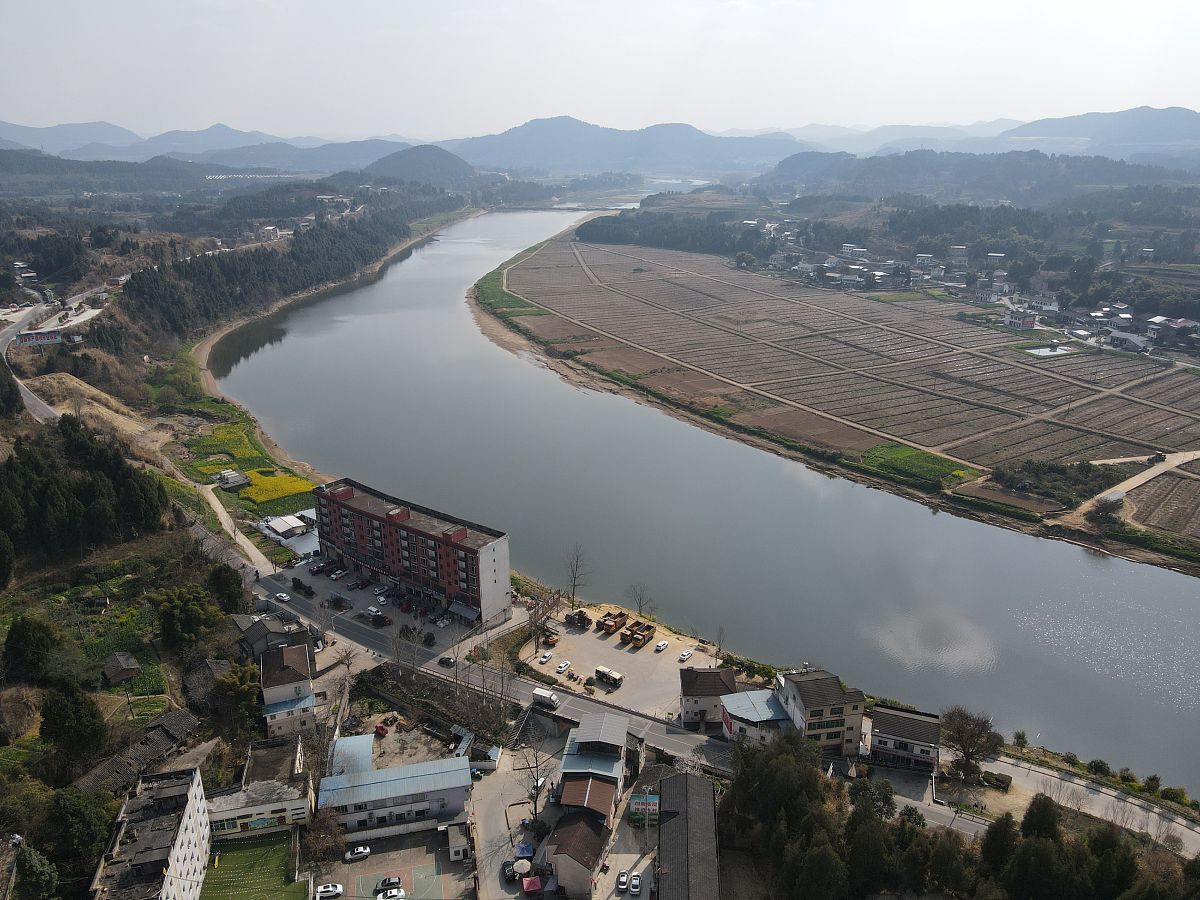 聚落类型：农业聚落与城市聚落