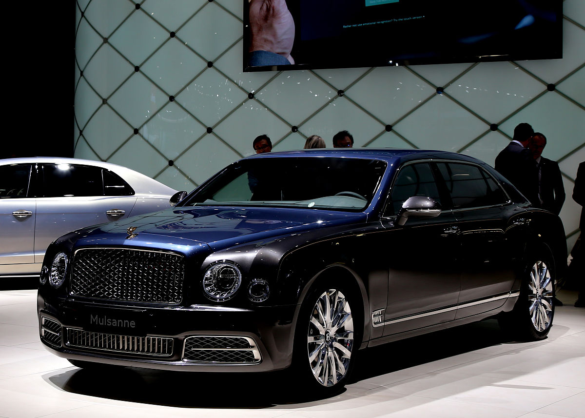 轿跑造型设计宾利SUV最新效果图曝光