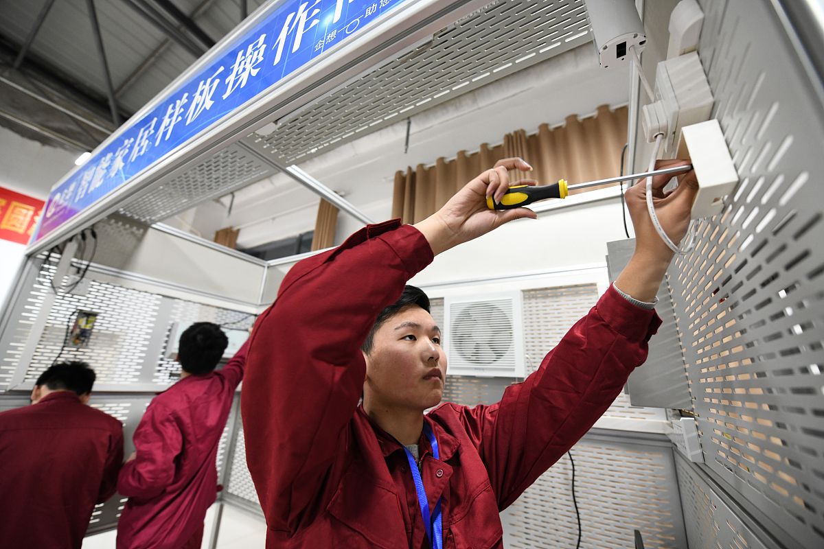 进入中职学校后如果专业不喜欢可以换吗？